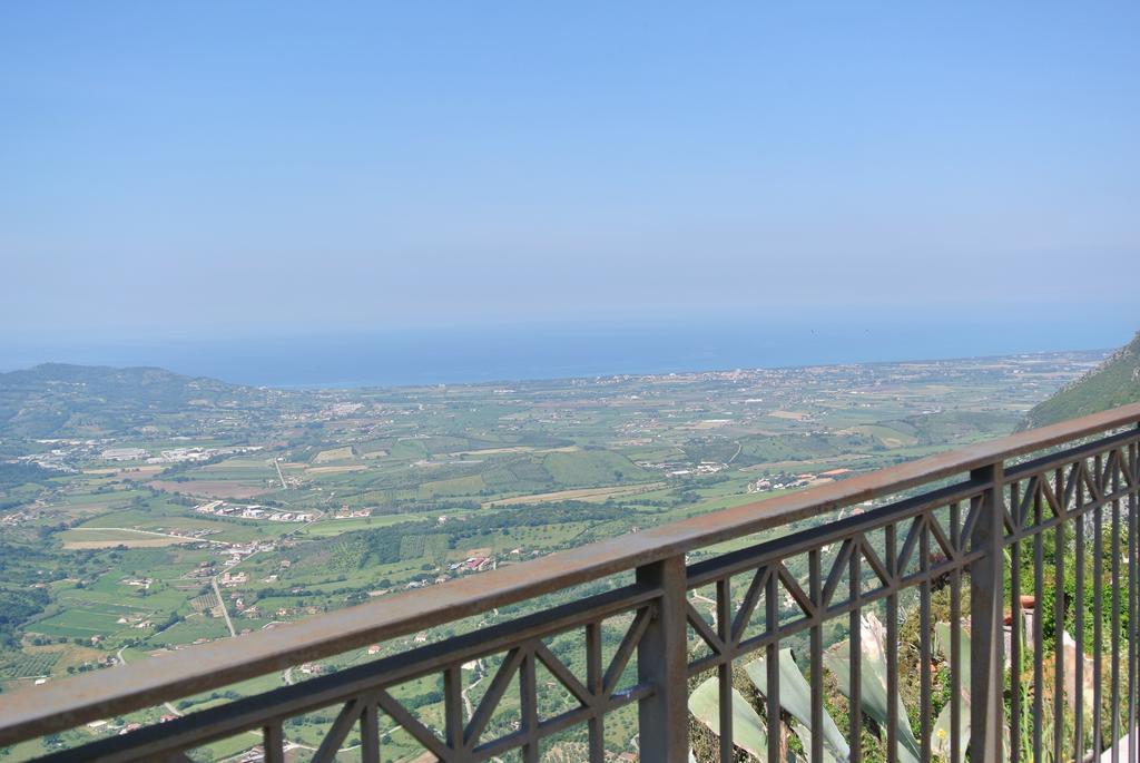 B&B Casa Antonia Trentinara エクステリア 写真