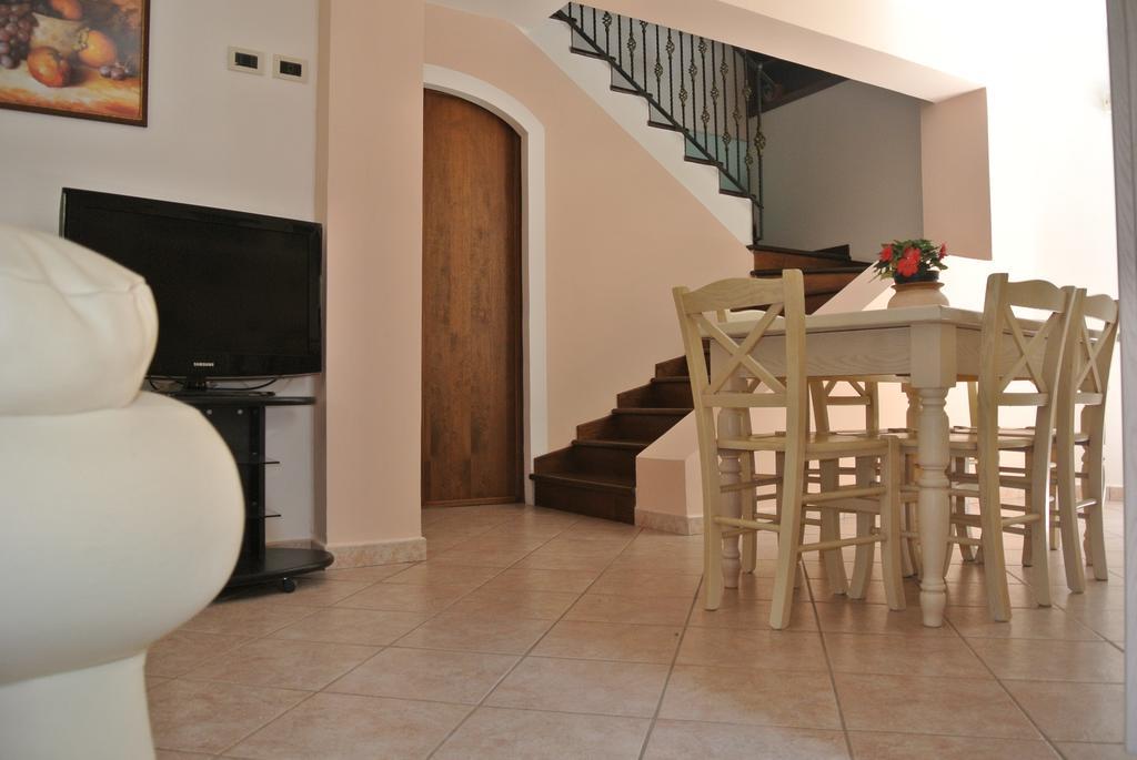 B&B Casa Antonia Trentinara エクステリア 写真